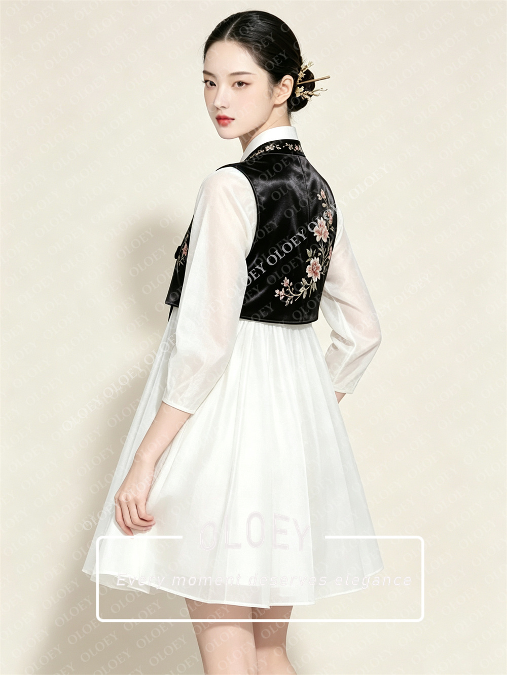 OLOEY Stylish Black Satin Ivor - Hanbok Modern Set 评论和价格