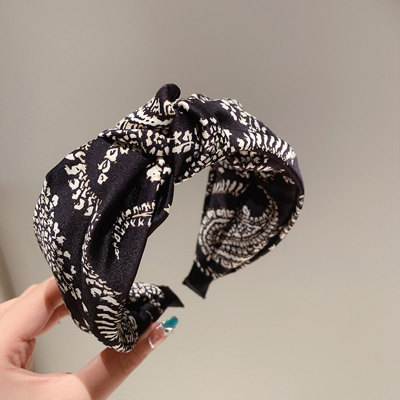 Ethnic style fabric knotted he - Go Ethnic Fashion 评论和价格