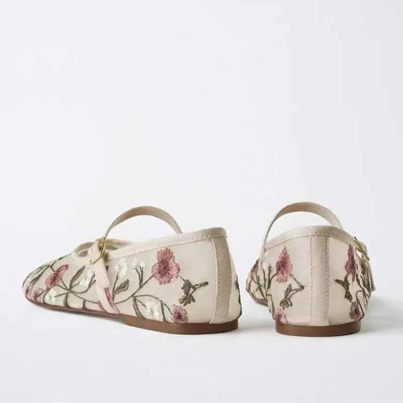 Mesh Embroidered Leisure Balle - Ethnic Fashion Brand 评论和价格