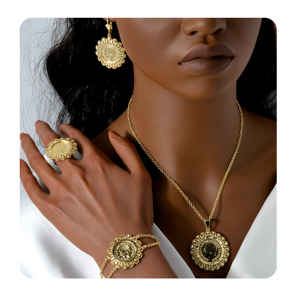 Vintage Coin Portrait Jewelry  - Ethnic Fashion In Dubai 评论和价格
